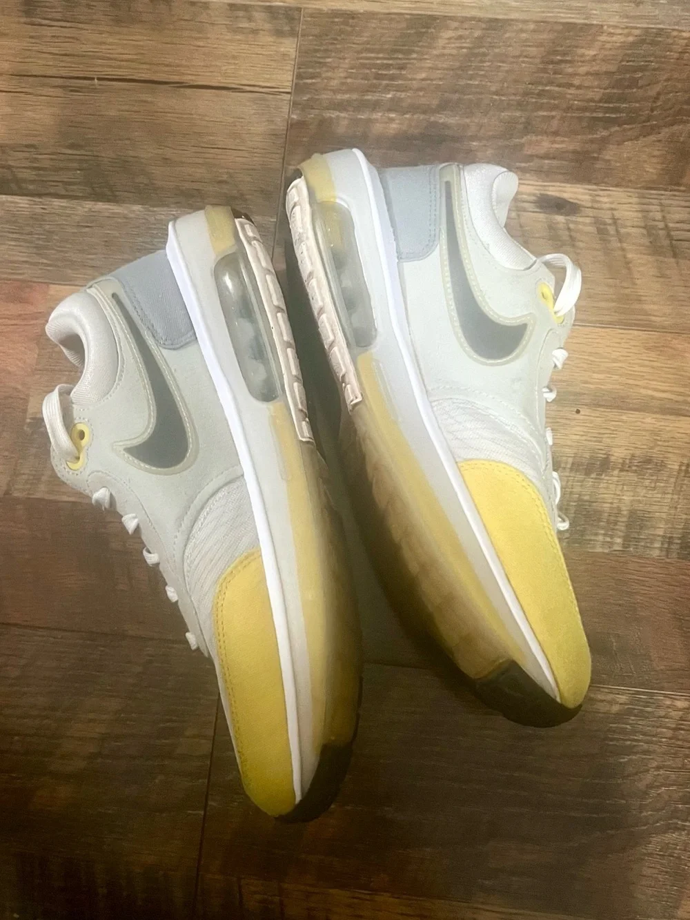 Nike Air Max Motif 'Photon Dust'